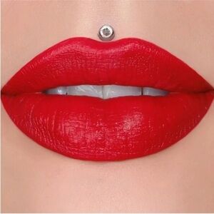 NIB Jeffree Star Cosmetics Supreme Gloss
- Red Affair (Electric Red) Vibrant Red